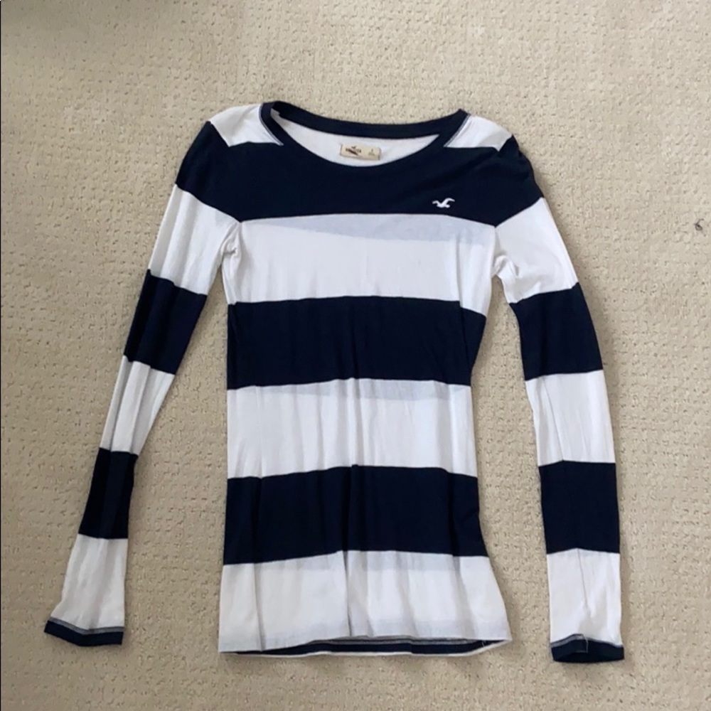 Hollister navy & white long sleeve tee